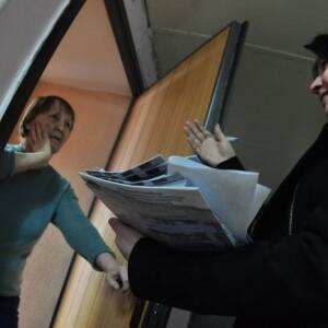 В Запорожье разыскивают мошенниц, которые обворовывали пенсионерок