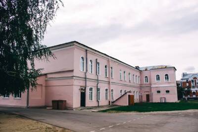 Разбирательство о судьбе здания школы №6 в Рязани перенесено на декабрь