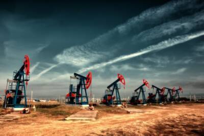 США освободят часть запасов нефти, чтобы сдержать цены