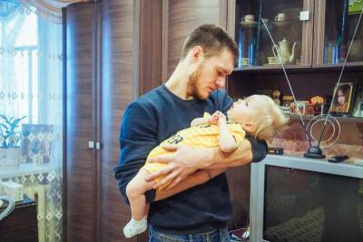 Деньги на бесценное: родители воронежца Арсения Лихачева верят в спасение своего малыша