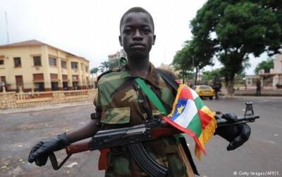 Более 20 тысяч детей-солдатов вовлечены в конфликты в Западной Африке - ООН
