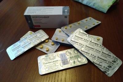Врач из Томска сообщил о малой эффективности лекарств против COVID-19