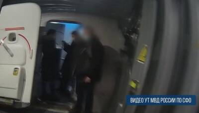 Пьяного москвича сняли с рейса в кемеровском аэропорту
