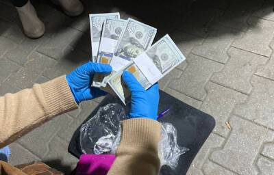 Экс-прокурор Одесской области способствовал задержанию мошенницы со "связями в прокуратуре"
