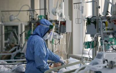 В России за сутки выявили 33 558 заразившихся коронавирусом