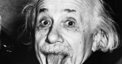 Черновик Эйнштейна был продан за $13 миллионов на аукционе в Париже