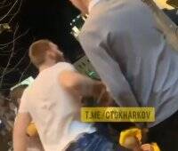В Харькове парень дал пощечину полицейскому: ему светит до 5 лет тюрьмы. Видео