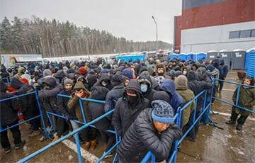 «Исполком в приказном порядке требует от всех ехать волонтерами к мигрантам!»