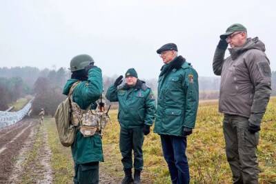 Латвия намерена отстроить забор на границе с Белоруссией на деньги ЕС