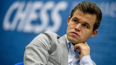 Чемпион мира по шахматам Карлсен оценил игру россиянина Непомнящего