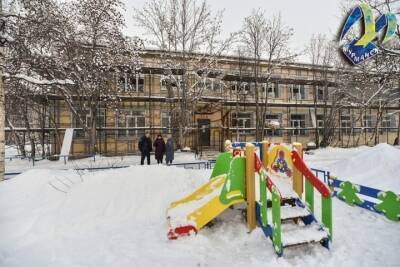 В Мурманске завершается ремонт фасада детского сада №74