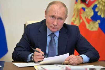 Путин — главам регионов: К вакцинации должно быть серьезное отношение, как в армии