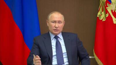 На совещании с правительством Владимир Путин рассказал об испытании назальной формы вакцины