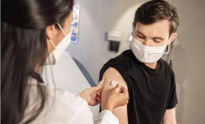 Сегодня Минздрав зарегистрирует вакцину от коронавируса для детей