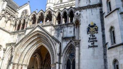 Суд в Лондоне удовлетворил иск Абрамовича о клевете в книге «Люди Путина»