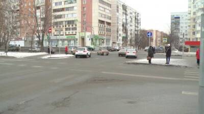 Перекресток на улице Ставского: кто кому должен уступить?
