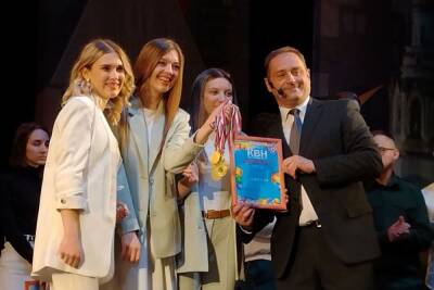 Команда КВН Золотой запас стал дважды чемпионом КВН по-Смоленски