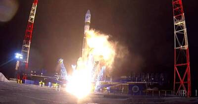 Ракету "Союз-2.1Б" с военным аппаратом запустили с космодрома Плесецк