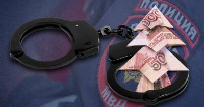 В Приангарье по подозрению во взятках задержаны 8 полицейских