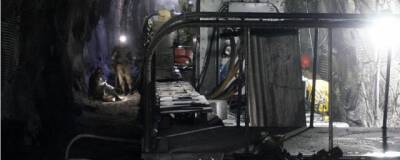 В результате взрыва и пожара в шахте в Кузбассе пострадали около 15 человек