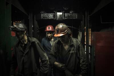 Число пострадавших на горящей шахте в Кузбассе возросло до 40