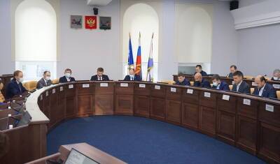 Спикер: Дума Иркутска поддержала инициативу мэра по помощи молодым учителям