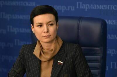 Рукавишникова оценила предложение вести мониторинг оказания услуг в юридических клиниках