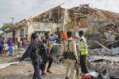 В результате атаки «Аш-Шабаб» в столице Сомали погибли не менее 5 человек (ФОТО) - enovosty.com - Сомали - Могадишо