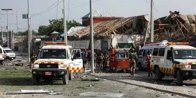 Девять человек стали жертвами мощного взрыва в столице Сомали - runews24.ru - Россия - Сомали - Могадишо