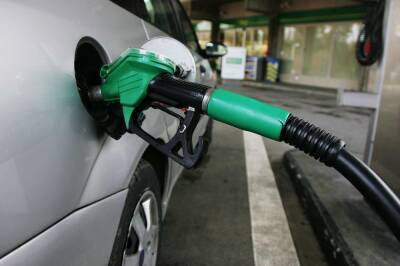 Автоэксперты развенчали миф об эффективности высокооктанового бензина