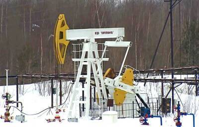 Нефть в России становится все труднее добывать