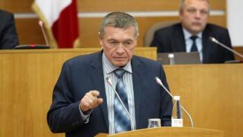 Виктор Леухин прокомментировал проект бюджета области на 2022 год