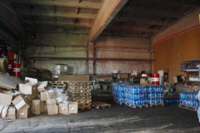 В Перми полицейские изъяли 16 тысяч литров метилового спирта и две тысячи канистр незаконно произведенной стеклоомывающей жидкости