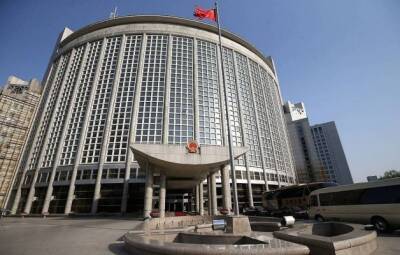 Пекин — Вашингтону: Немедленно снимите ограничения с 12 китайских компаний