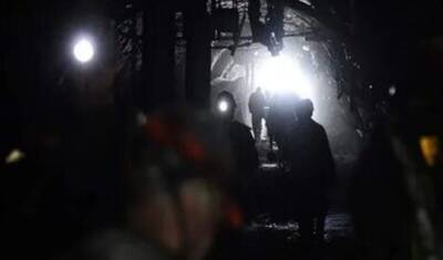 Спасатели не нашли 35 человек, застрявших в аварийной шахте в Кузбассе