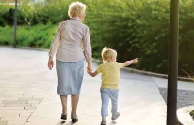 Мама помогает только там, где легче: «Возьму старшего внука на день, чтобы ты отдохнула с младшим!»
