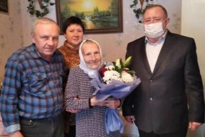 В Пензе поздравили ветерана ВОВ Антонину Кириллину со 100-летием
