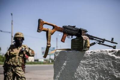 Появилось видео ночного воздушного удара украинского дрона по позициям военных республик Донбасса