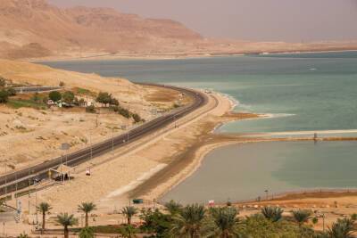 Трагедия на 90 шоссе: водитель потерял сознание и съехал на машине в Мертвое море