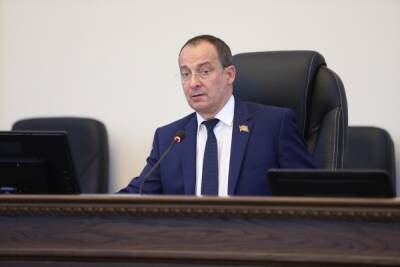Депутаты ЗСК одобрили законопроект о QR-кодах в общественных местах