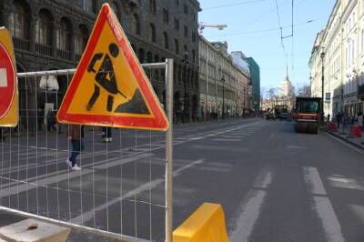 Ремонтные работы внесут корректировки в движение транспорта на трех дорожных участках Петербурга с 26 ноября