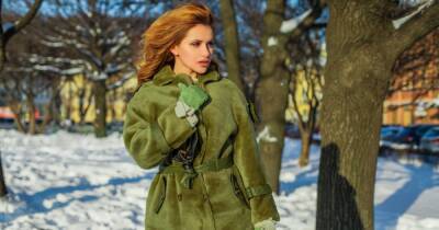 Модные тренды зимы 21/22. Топ-6 пальто из эко-меха - focus.ua - Украина