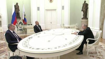 Путин проведет переговоры с лидерами Армении и Азербайджана