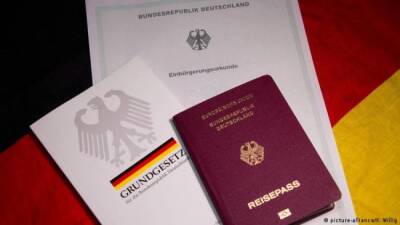 Новые власти ФРГ намерены упростить процедуру получения гражданства Германии