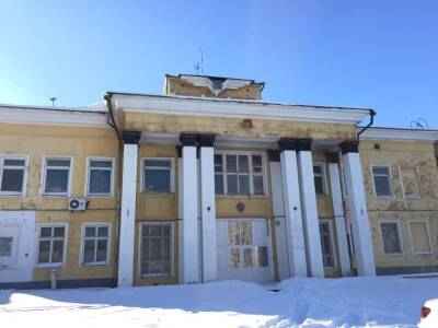 В Екатеринбурге сносят старейший аэровокзал «Уктус»