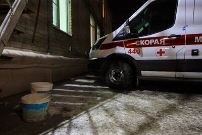 В Челябинске пожилой пациент больницы погиб, выпав из окна палаты