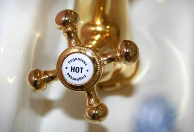 Стала известна причина отключения горячего водоснабжения в домах Бокситогорска