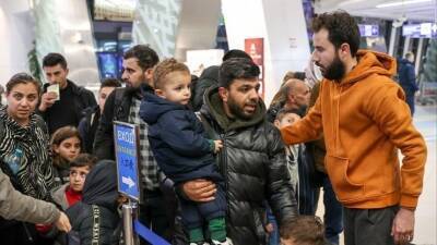 Второй борт с беженцами из Минска вылетел в Ирак