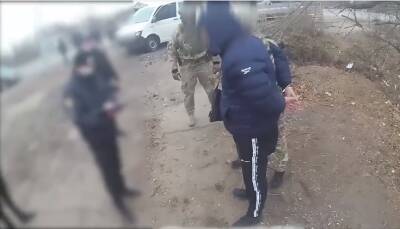 На Луганщине задержали "бизнесмена", который наживался на людях в очереди перед пограничным пунктом пропуска