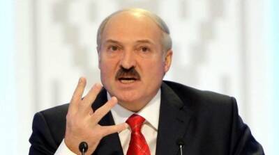 Лукашенко решил навестить беженцев в логистическом центре